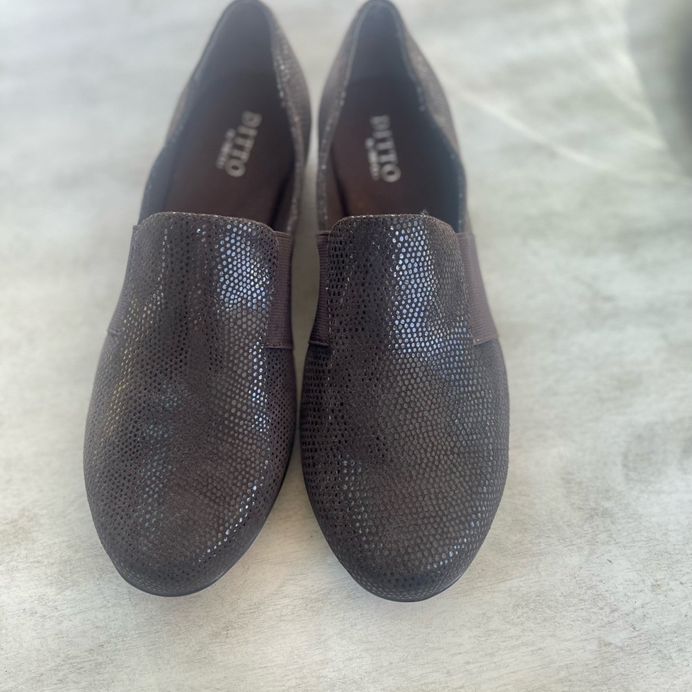Ditto by Van Eli , size 9.5 , new without box , Brown Slip-On Shoes